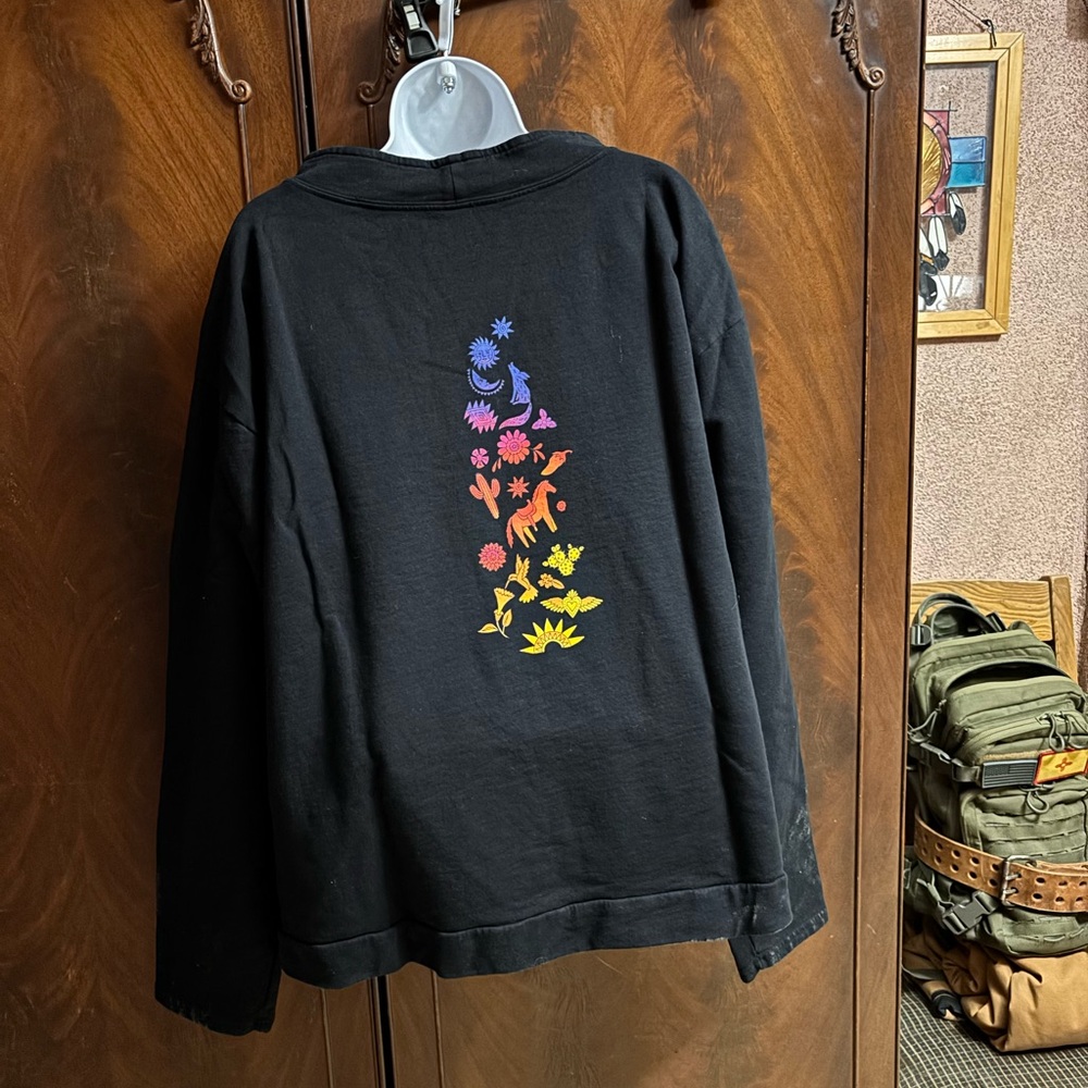 Sabaku Artwear Sweater - Picture 3 of 7